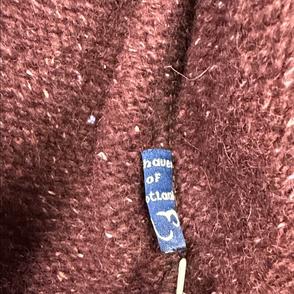 Harry Potter Maroon Sweater with Cream Letter Warner Bros. Studio Tour London. - Picture 8 of 9